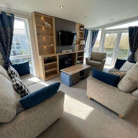 Indulgence Lakeside Lodge  Tattershall Extérieur photo
