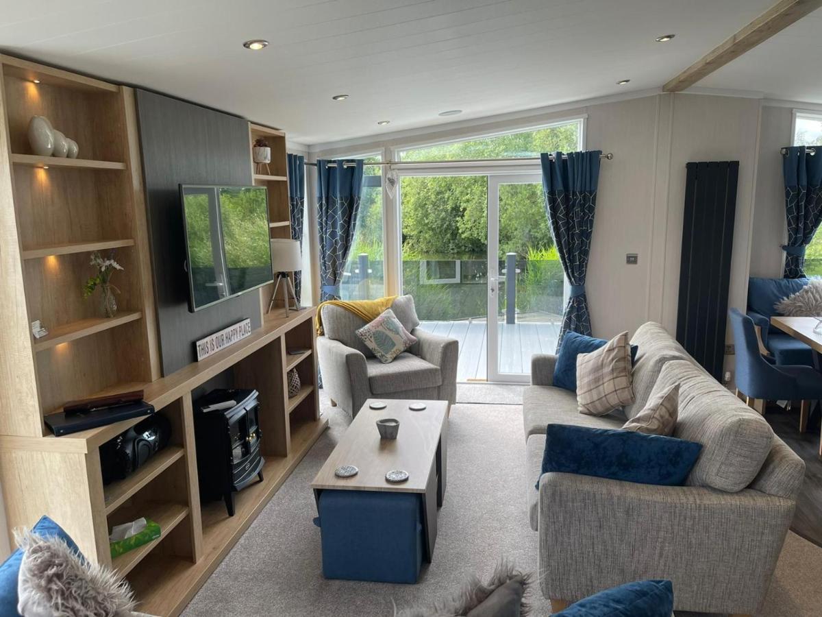 Indulgence Lakeside Lodge  Tattershall Extérieur photo