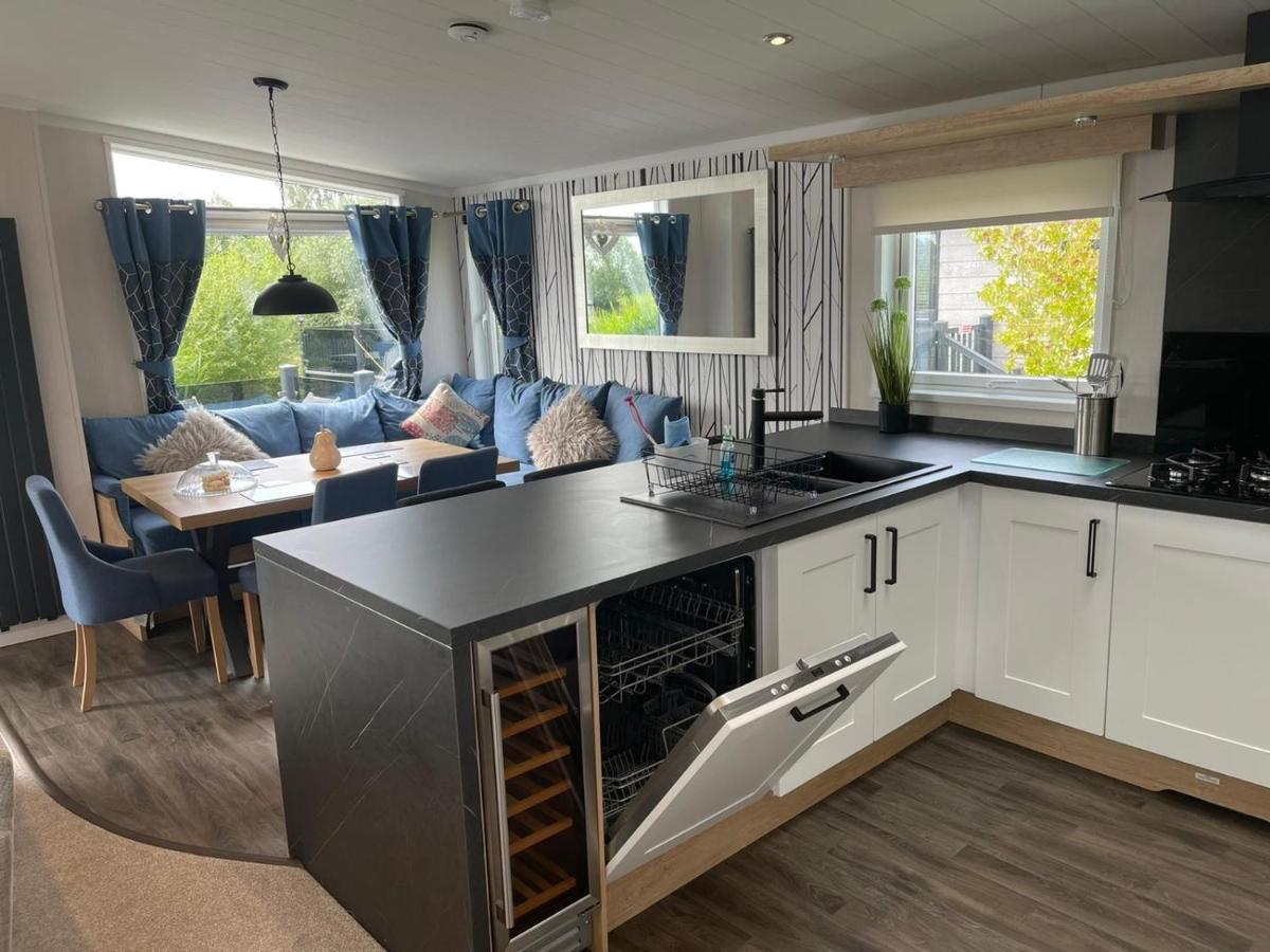 Indulgence Lakeside Lodge  Tattershall Extérieur photo