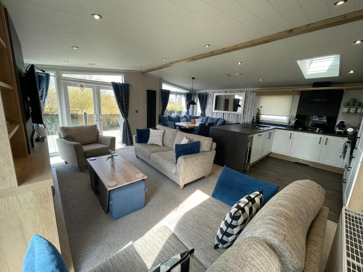 Indulgence Lakeside Lodge  Tattershall Extérieur photo