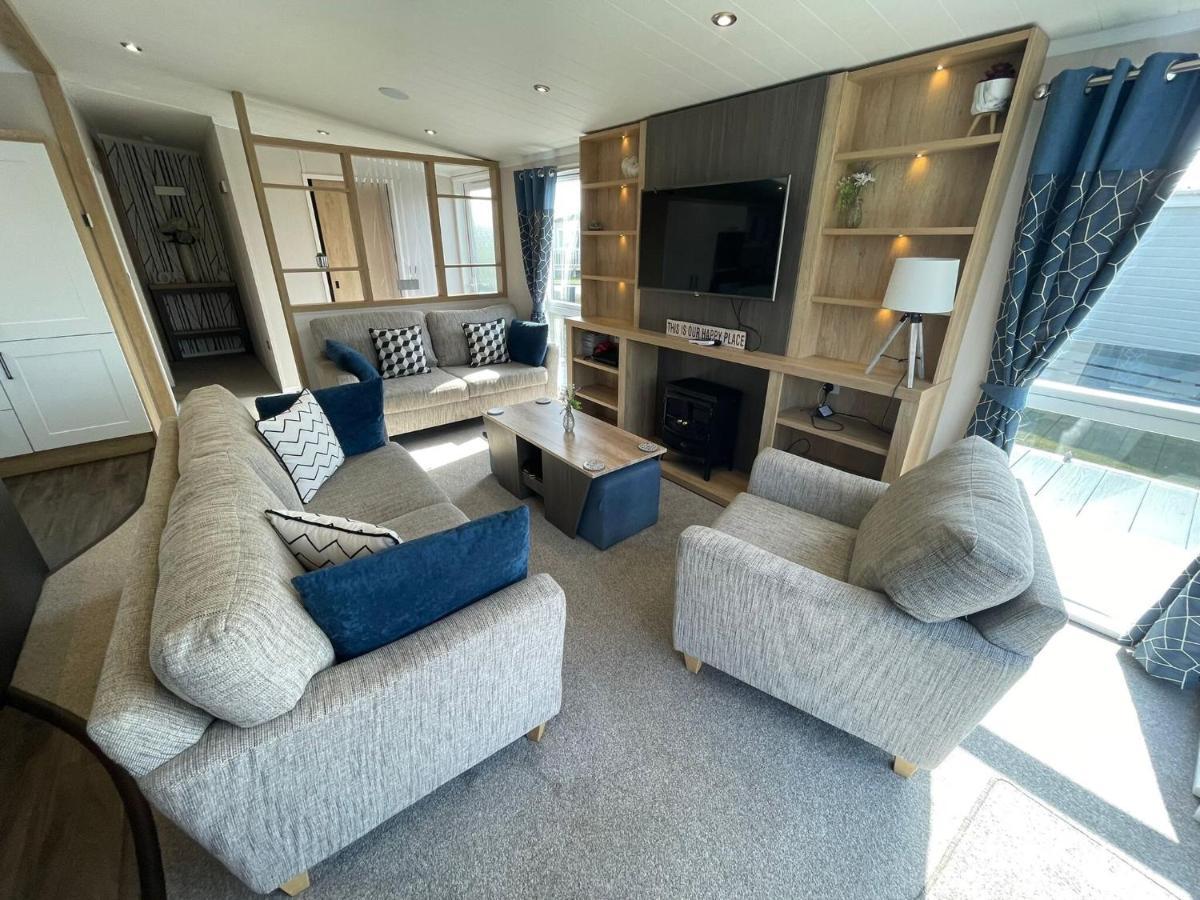 Indulgence Lakeside Lodge  Tattershall Extérieur photo