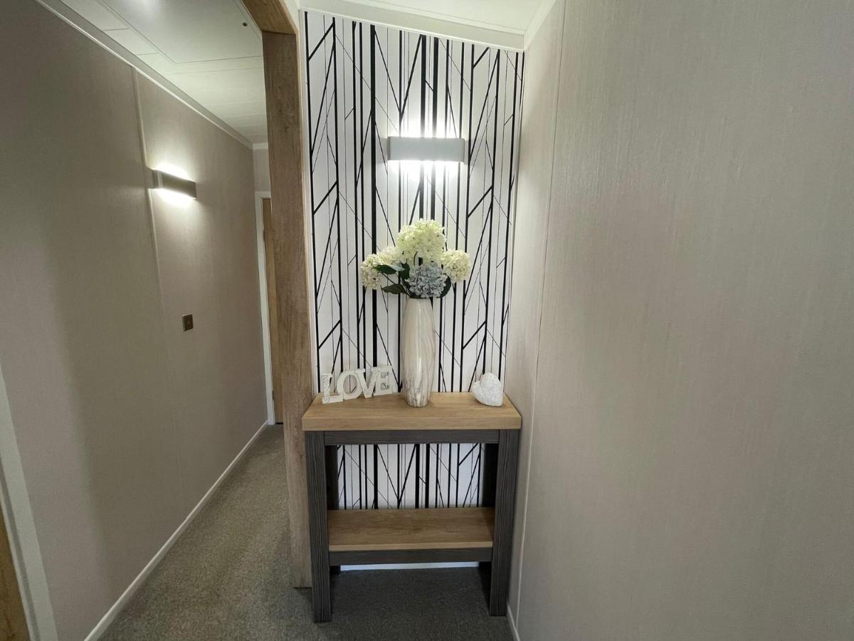 Indulgence Lakeside Lodge  Tattershall Extérieur photo